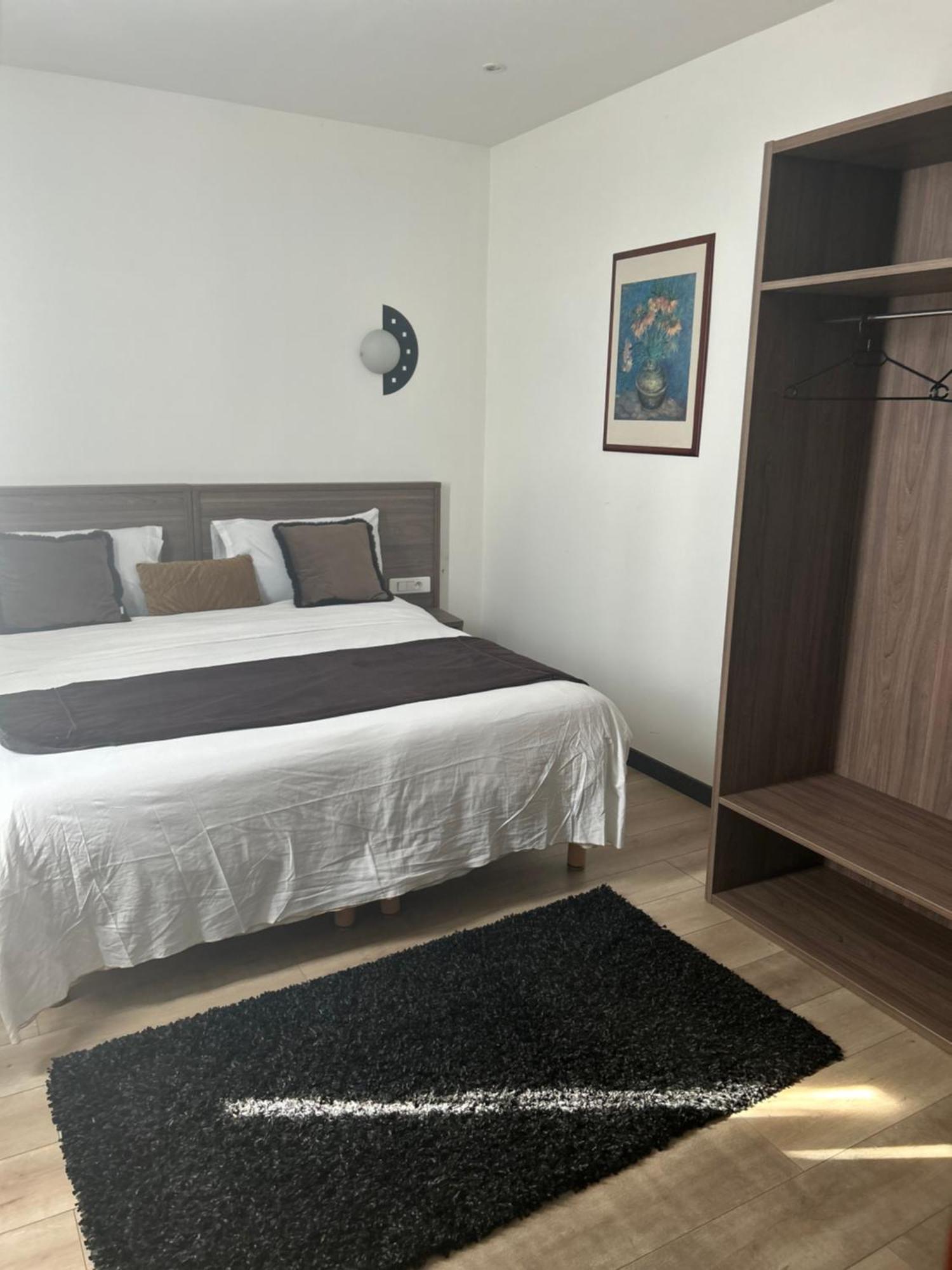 Hotel Le Clémenceau Hôtel&restaurant Etape Valenciennes